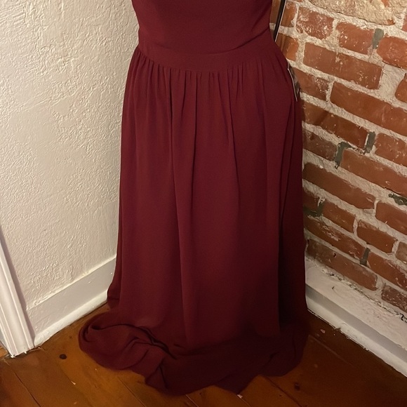 Lulus - Air of Romance Burgundy Maxi Dress - Picture 7 of 12